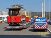 Snímky na poslední straně věnujeme dění v oblasti historických vozidel Technického muzea v Brně v roce 2011. V březnu 2011 byly některé z historických tramvají, dočasně umístěných ve vozovně Medlánky pro umožnění provozu, opět odvezeny do líšeňského depozitáře. Na snímcích je přeprava soupravy „plecháčů“ MV č. 126 a VV č. 301 (30. 3. 2011) a motorového vozu č. 10 s vlečným vozem č. 263 (29. 3. 2011). Oba motorové vozy jsou bohužel neprovozní a uvedení do provozu by stálo nemalé finanční částky. Vlečný vůz parní tramvaje č. 25, poškozený při nehodě v roce 2010, pak byl v květnu převezen na opravu do Krnova (23. 5. 2011). Rozpracovaný skelet trolejbusu Škoda 3Tr (ex Plzeň č. 101) byl v dubnu převezen z Líšně do Řečkovic, kde byly zahájeny práce na rekonstrukci (2. 4. 2011). Foto © Tomáš Kocman.  