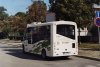 Druhým letos v Brně zkoušeným elektrobusem byl vůz SKD STRATOS LE30e, který se vyrábí v ČR a je postaven na podvozku IVECO – jde o minibus pro 29 osob. Vůz jezdil v srpnu na linkách 32, 37, 64, 65 a 81 a objevil se také v roli turistického minibusu. Na snímku z 11. 8. 2013 přijíždí na lince 37 k odjezdové zastávce na Mendlově náměstí, dne 14. 8. 2013 byl zvěčněn ve smyčce na Srbské ulici v Králově Poli (na lince 32) a konečně 10. 8. 2013 byl zachycen při odjezdu z Malinovského náměstí na „turistické“ lince. Foto © Ladislav Kašík.