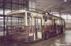 V komínské vozovně v současné době probíhá oprava již historického trolejbusu Škoda 14Tr pro brněnské Technické muzeum. Jedná se o bývalý vůz DPMB typu 14Tr01 s evid. č. 3173. Trolejbus jezdil v Brně od roku 1983 až do předloňska, cílem oprav je uvést vůz do stavu odpovídajícího období po úpravách karosérie prováděných v ostrovské Škodovce v druhé polovině osmdesátých let. Snímek vozu je z komínské vozovny, foto © Tomáš Kocman.