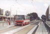 Dvěma snímky se vracíme k rekonstrukci tramvajové tratě na Palackého třídě mezi zastávkami »Tylova« a »Hudcova«. Na snímku projíždí autobus evid. č. 7364 dne 21. 5. 2005 na lince náhradní dopravy při výluce tramvají do Řečkovic kolem právě opravovaného kolejiště, 12. 6. 2005 je pak tentýž vůz zvěčněn na lince 41 při zastavení u nového společného nástupiště zastávky »Tylova«. Foto © Ladislav Kašík.