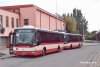 Od letošního září provozuje DPMB zbrusu nový typ autobusu – částečně nízkopodlažní Crossway LE12M . Dvacet pět autobusů vyrobených ve vysokomýtské továrně IVECO CR (do r. 2006 Karosa, součást holdingu Irisbus) bude v budoucnu jezdit zejména na linkách na vnějším obvodu Brna. Na snímku z 30. 9. 2010 jsou před budovou královopolského nádraží zvěčněny vozy evid. č. 7804 ( linka x30) a 7803 (linka 41. Foto © Ladislav Kašík.